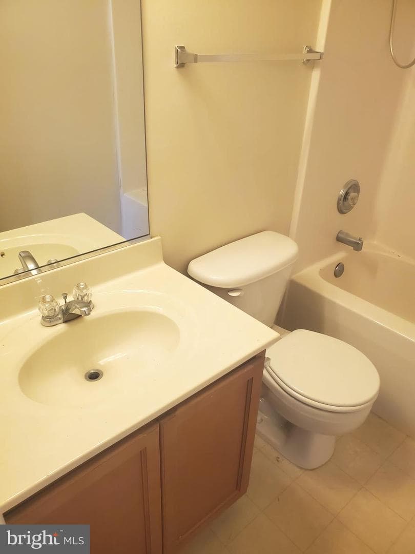 2351 Silver Fox Way photo 5