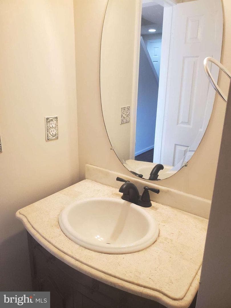 2351 Silver Fox Way photo 9