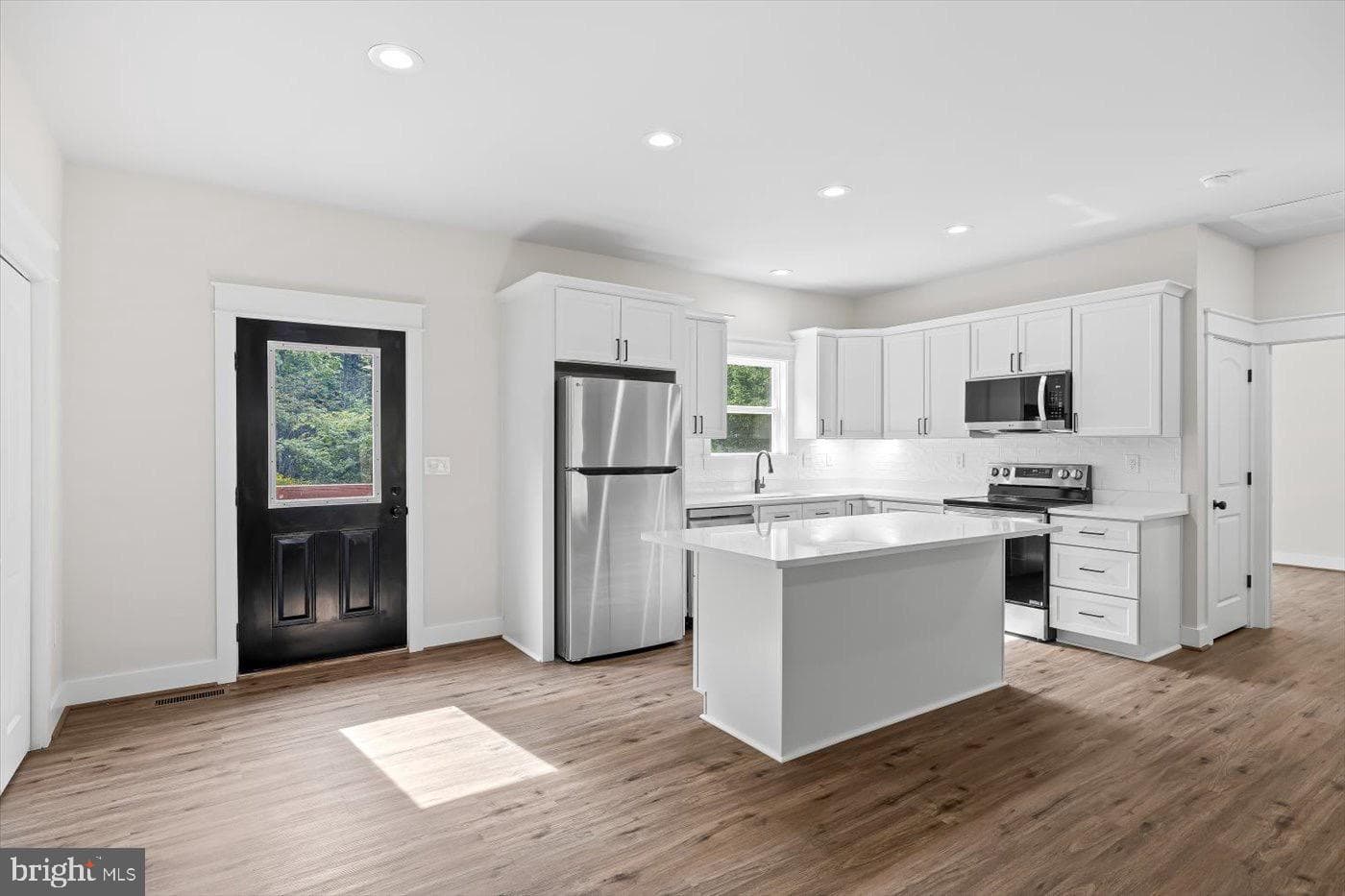 11171 Jacksontown Road photo 2