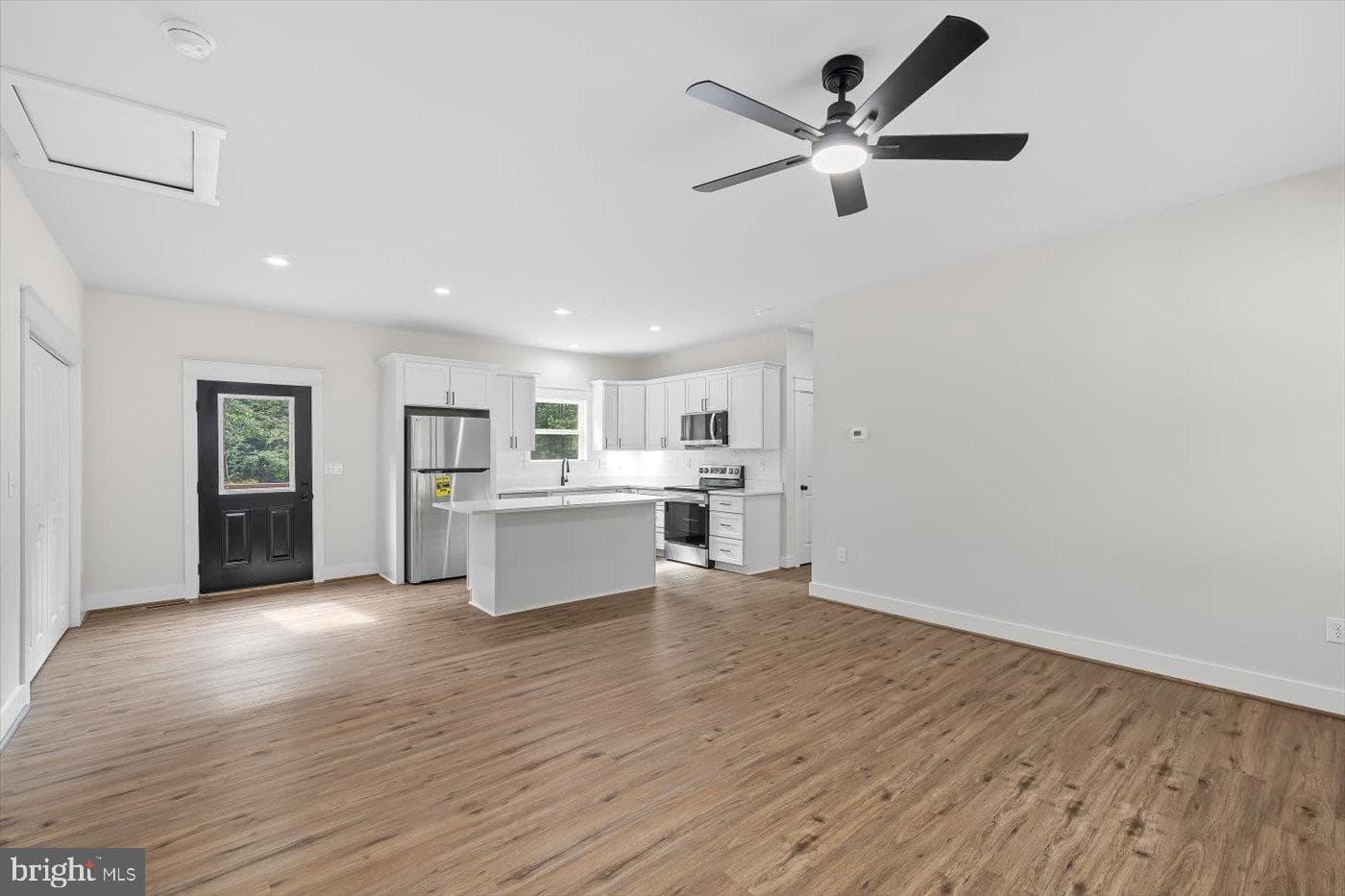 11171 Jacksontown Road photo 3