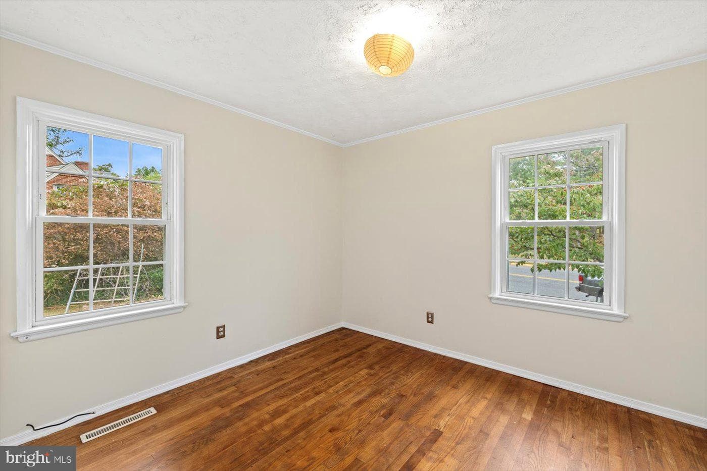 391 Piedmont Street photo 13