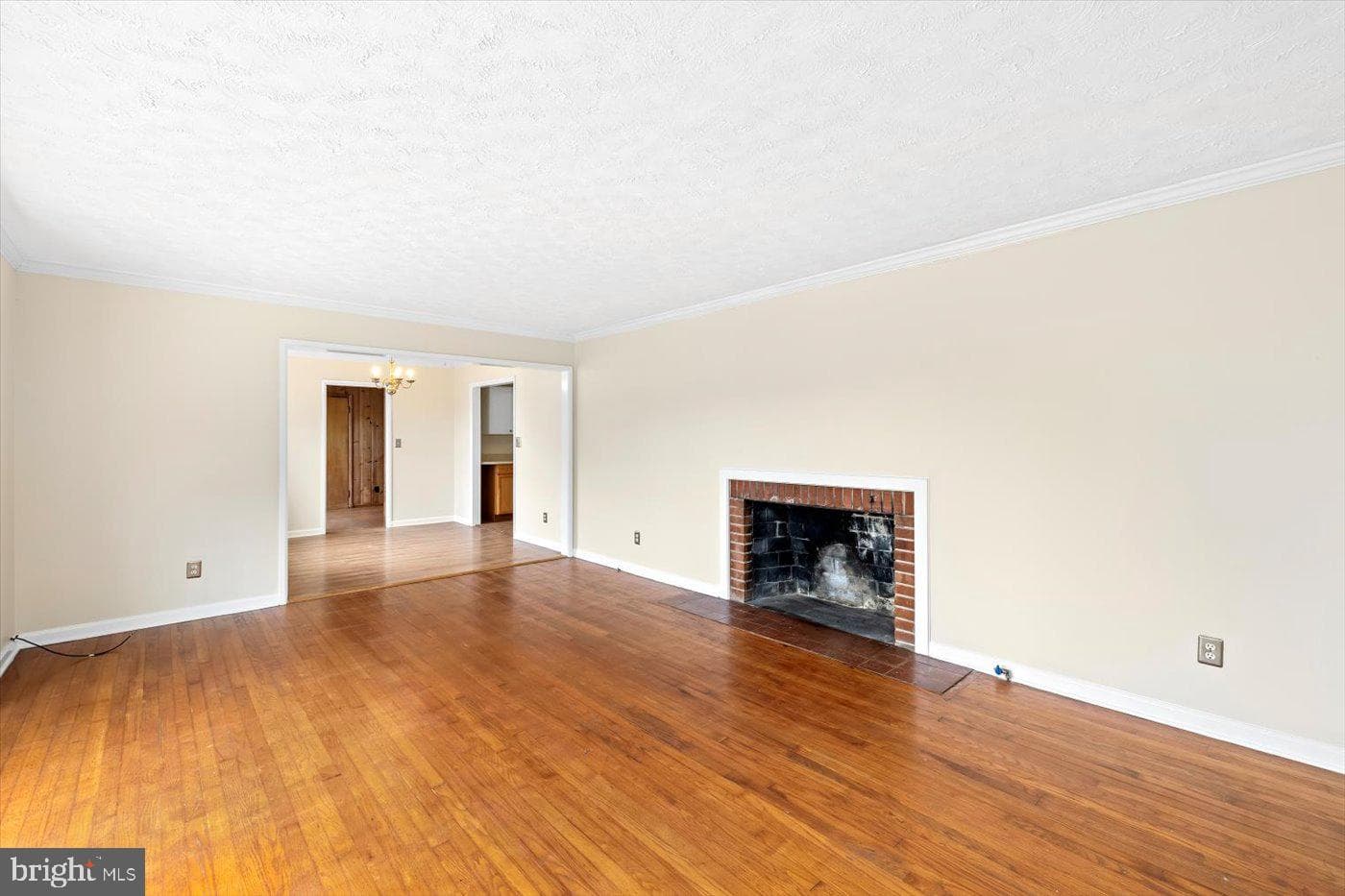 391 Piedmont Street photo 27
