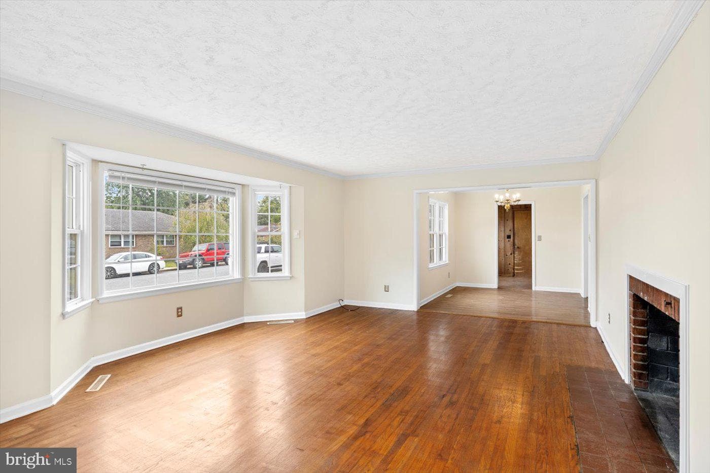 391 Piedmont Street photo 3