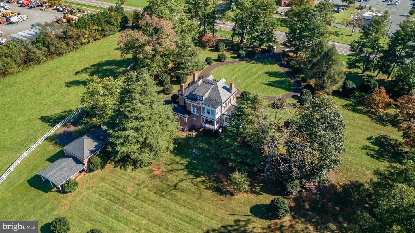 590 N Madison Road photo 84