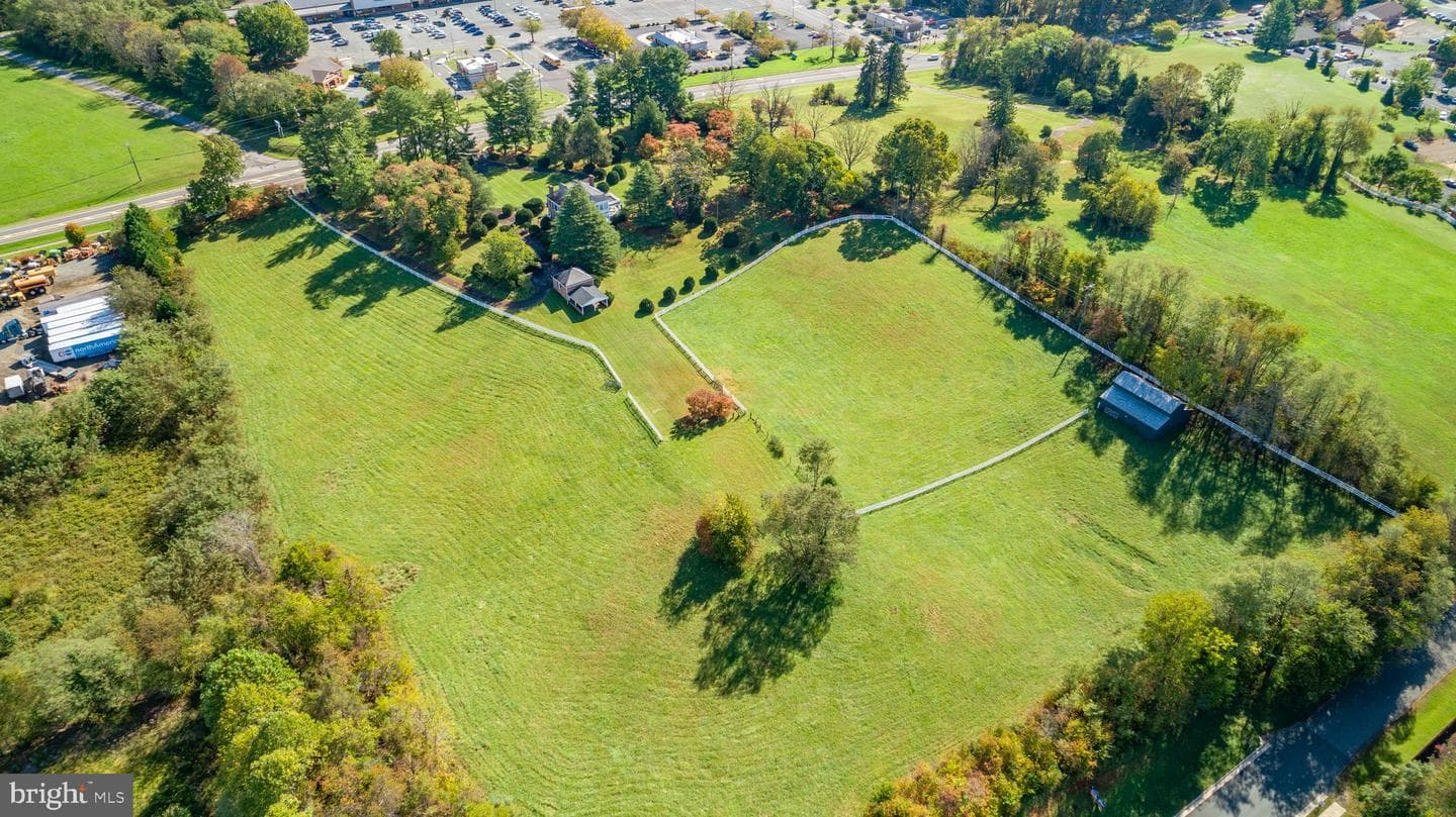590 N Madison Road photo 87
