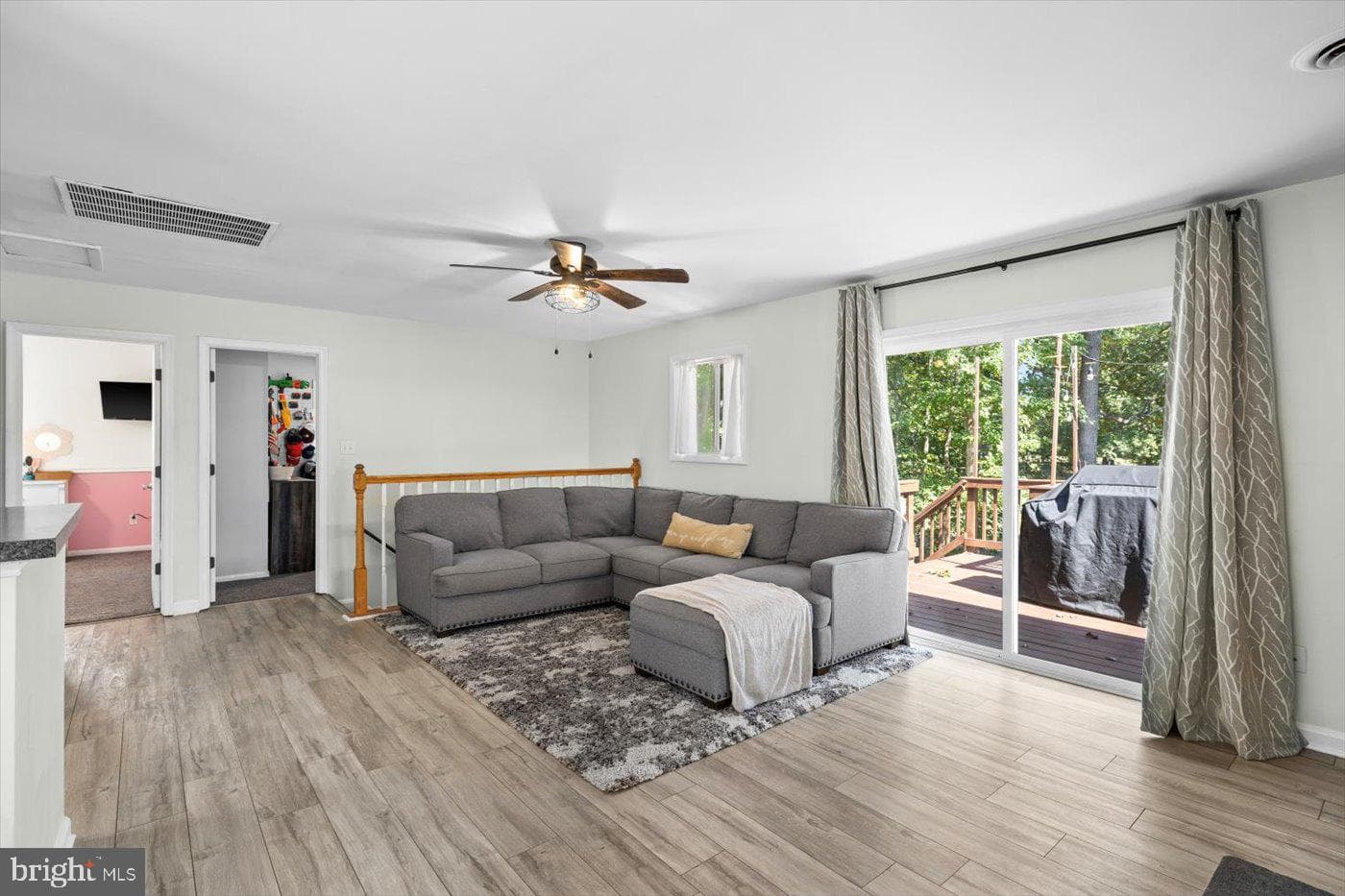 605 Mt Pleasant Drive photo 13