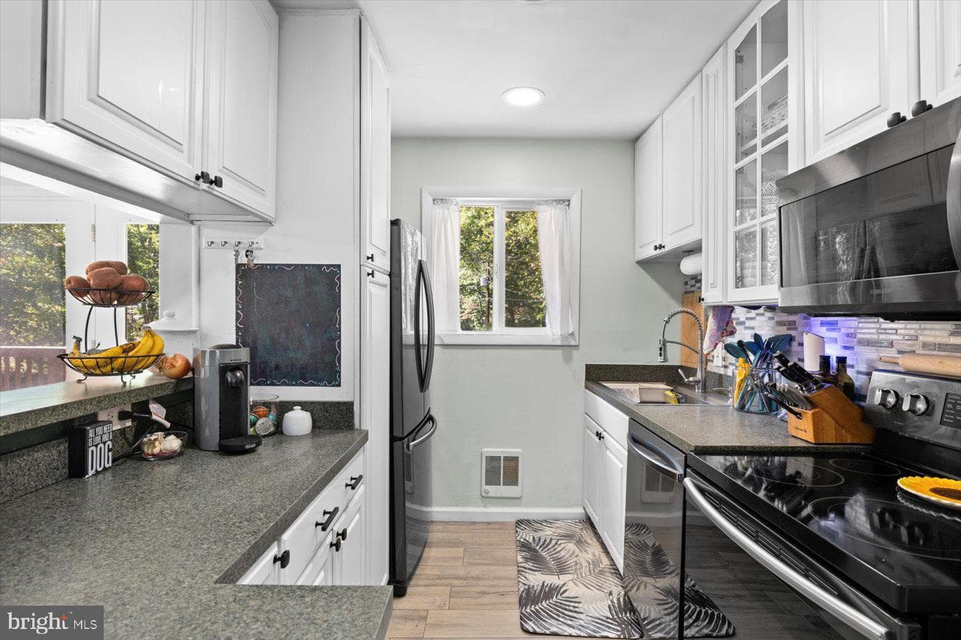 605 Mt Pleasant Drive photo 17