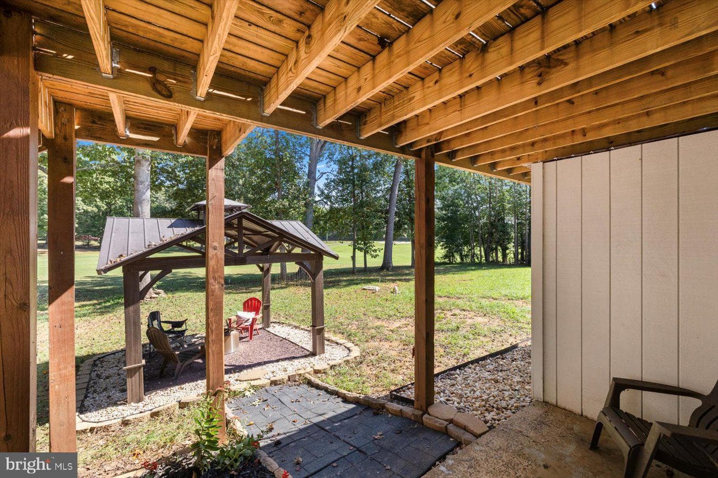 605 Mt Pleasant Drive photo 29