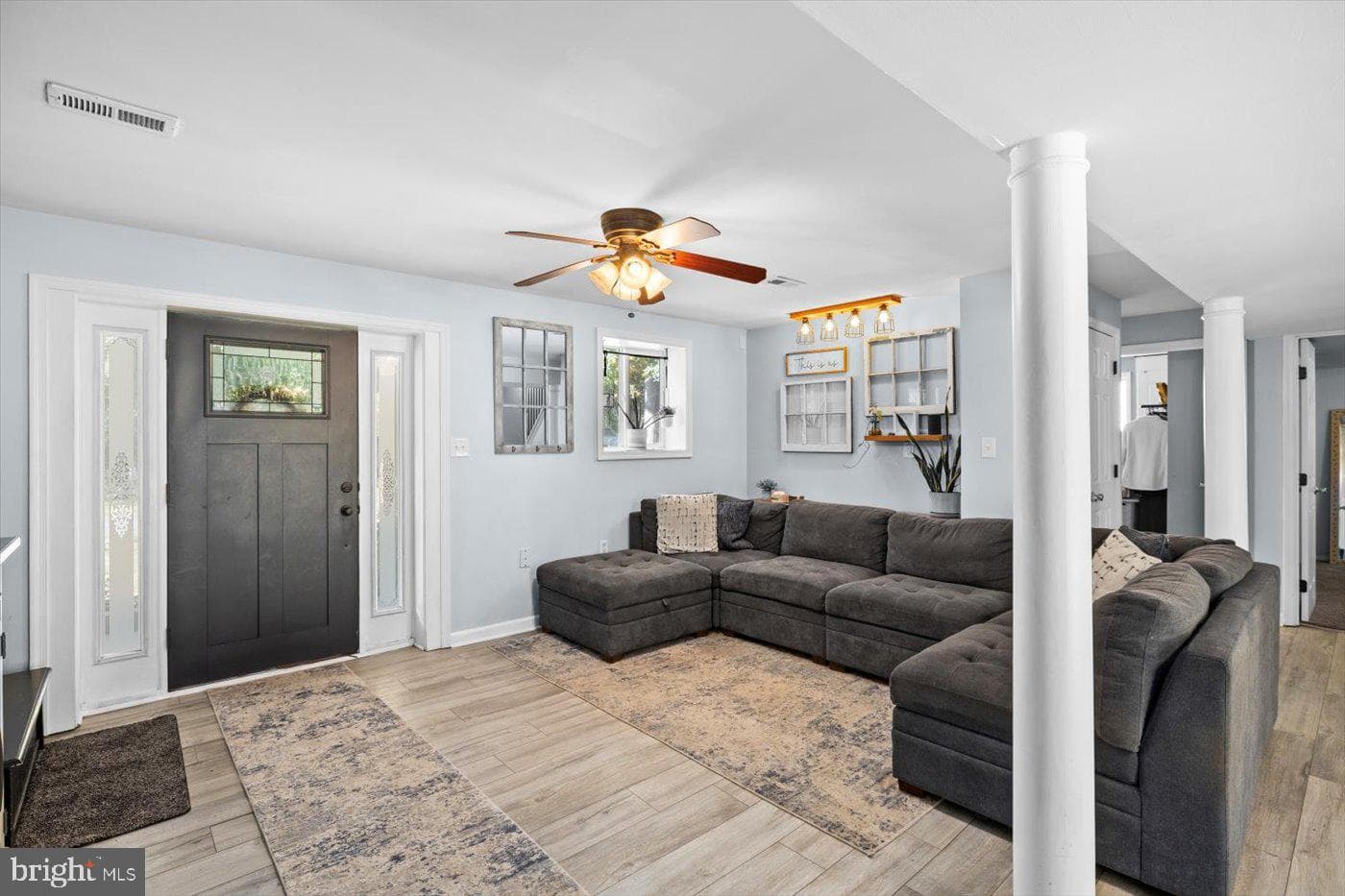 605 Mt Pleasant Drive photo 4