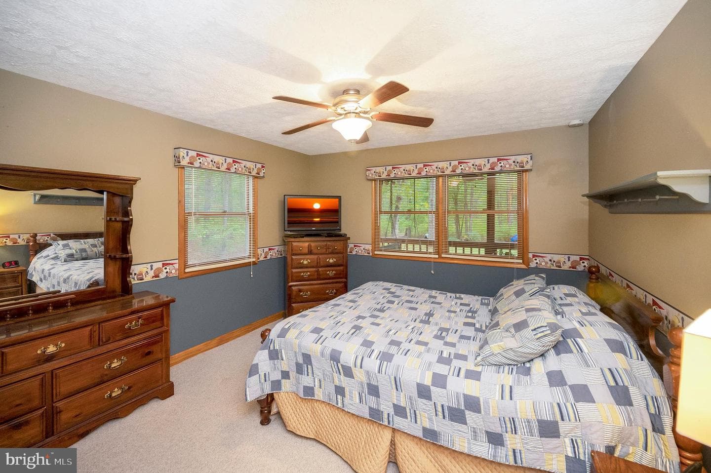 16180 Mountain Track Road photo 20