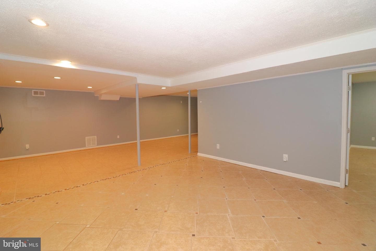 1111 Eastover Parkway photo 33