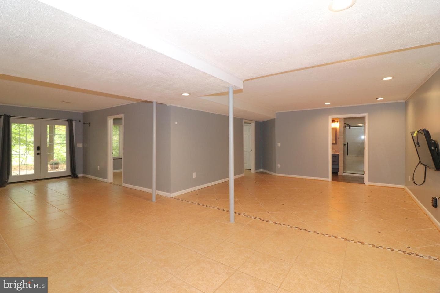 1111 Eastover Parkway photo 35