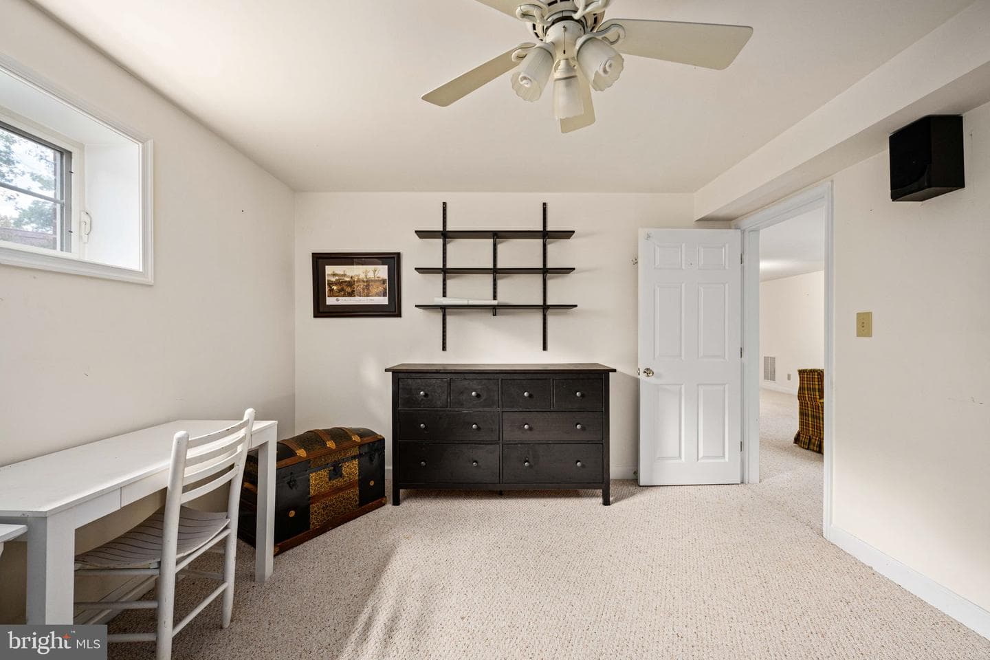 209 Edgemont Lane photo 33