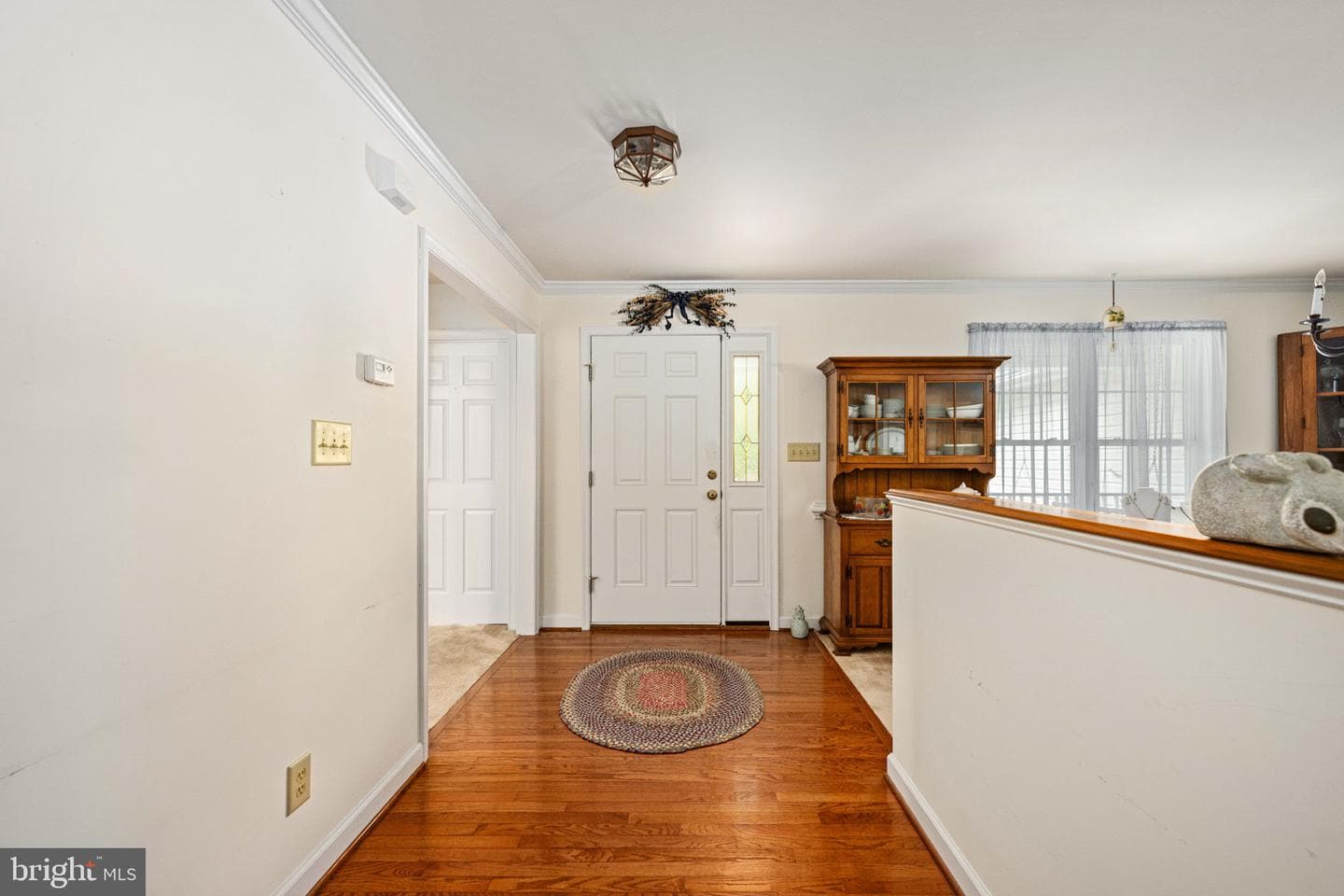 209 Edgemont Lane photo 5