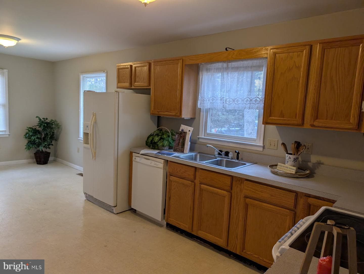 348 Yorktown Boulevard photo 12