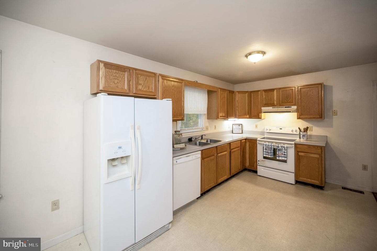 348 Yorktown Boulevard photo 16