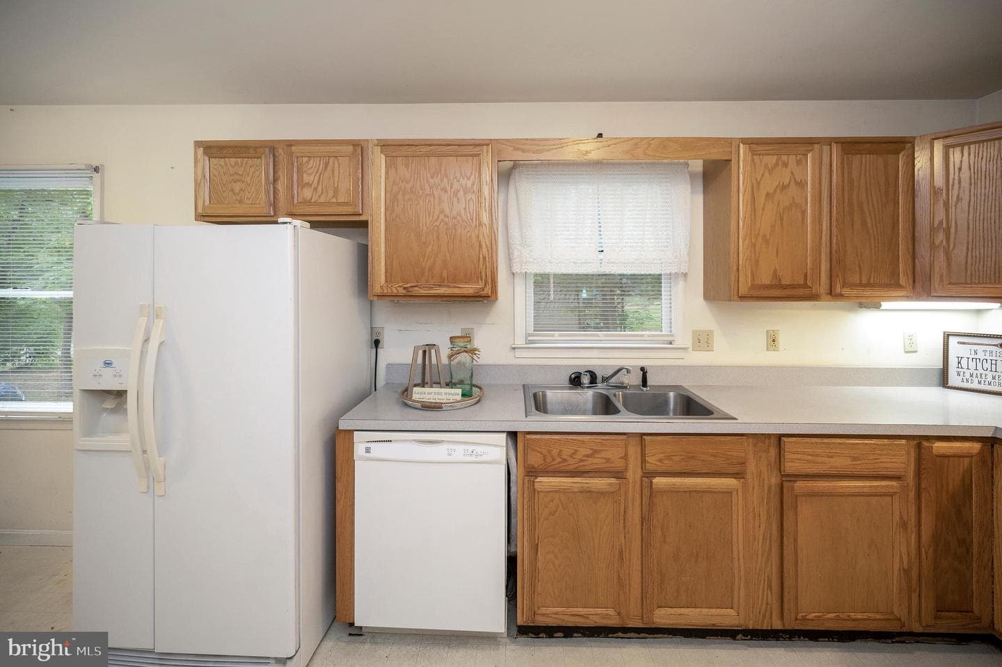 348 Yorktown Boulevard photo 18