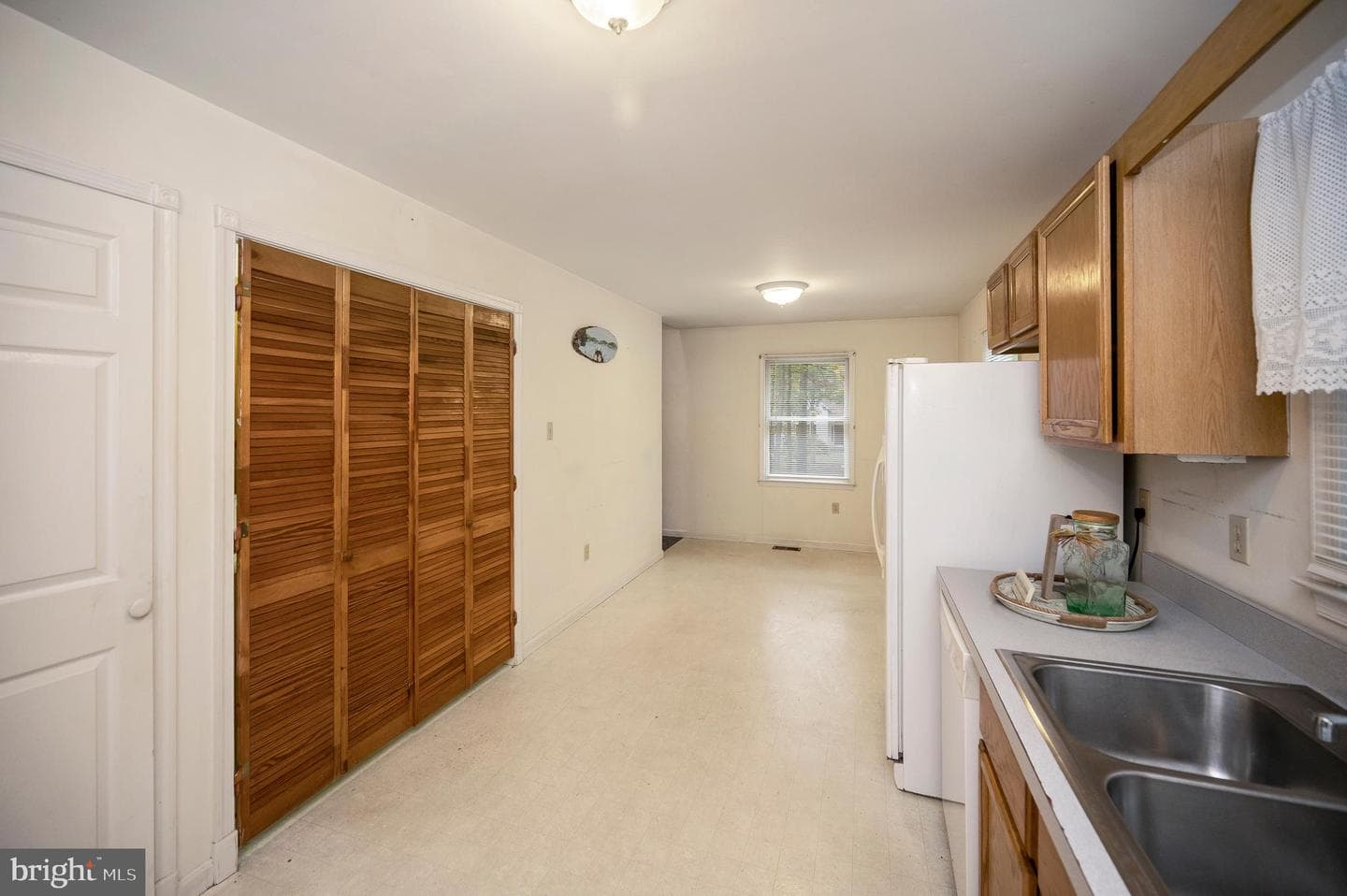 348 Yorktown Boulevard photo 21