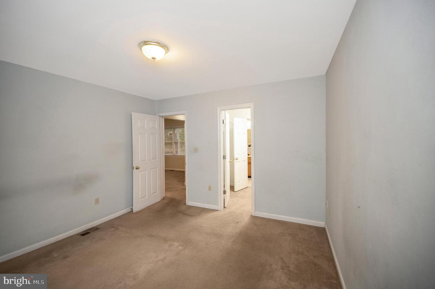 348 Yorktown Boulevard photo 25