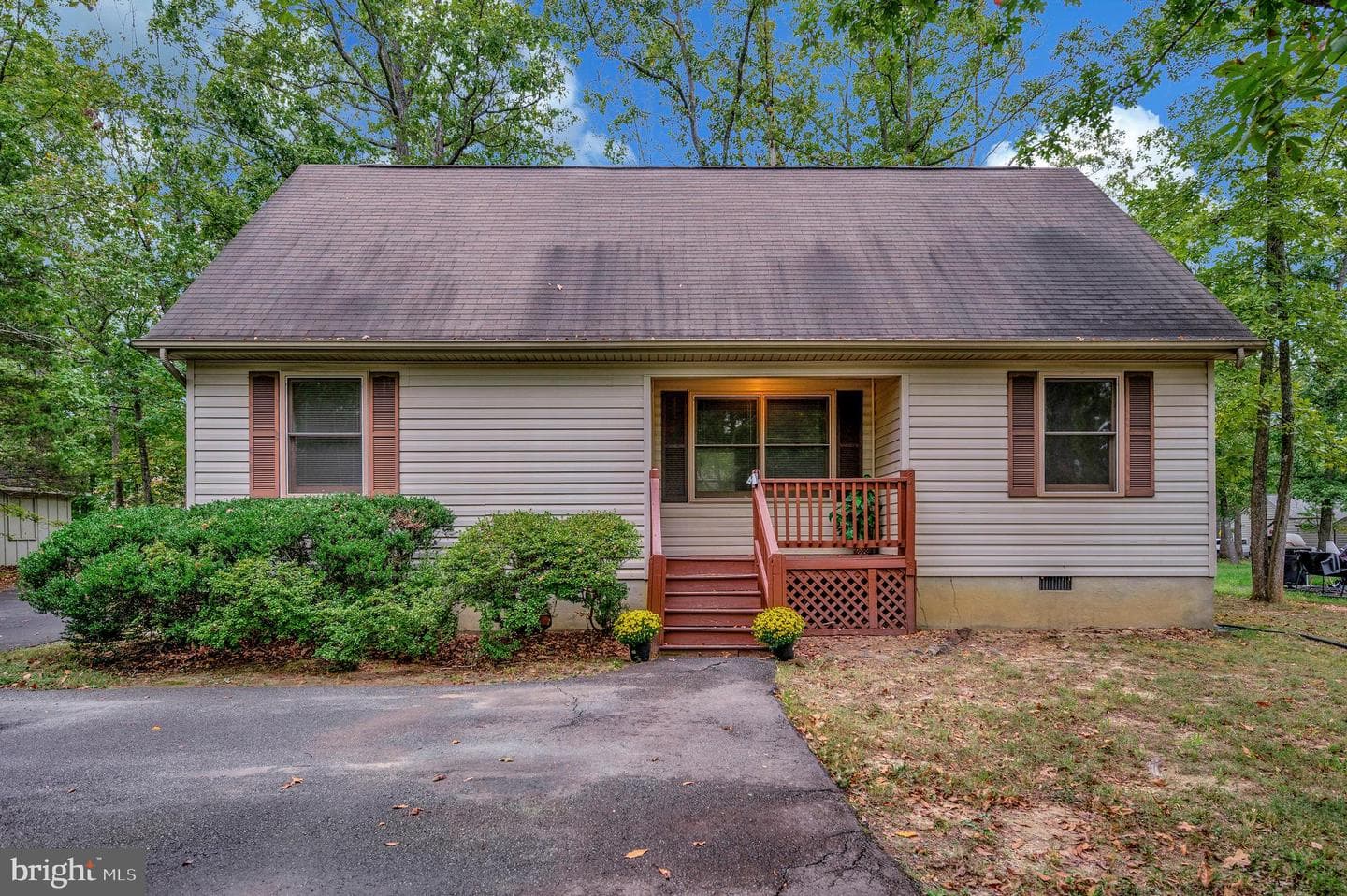 348 Yorktown Boulevard photo 42