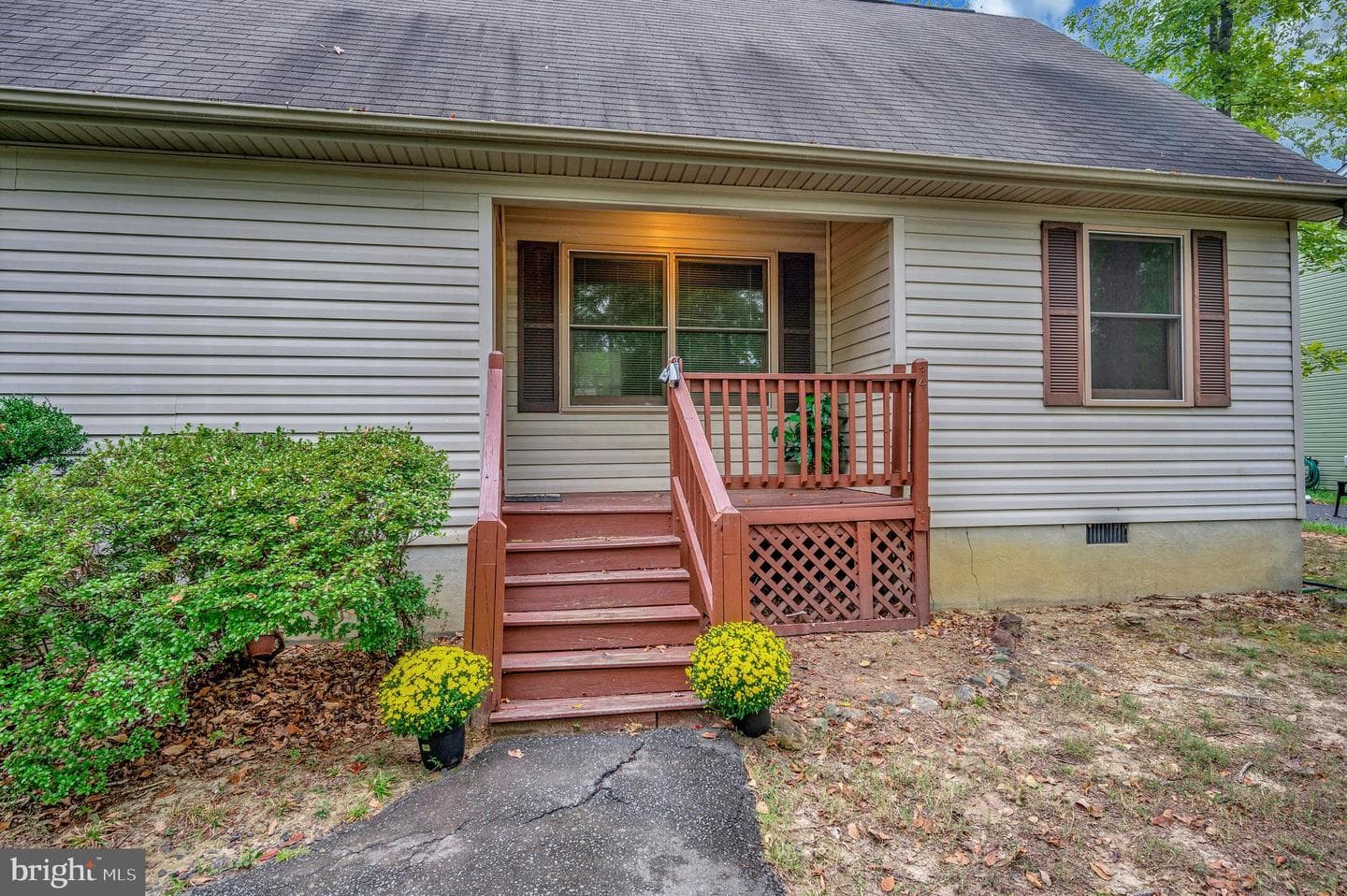 348 Yorktown Boulevard photo 43