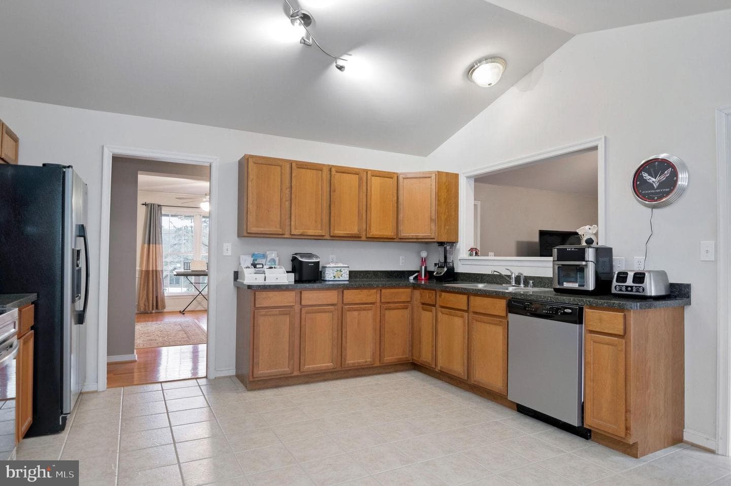405 Harrison Circle photo 10