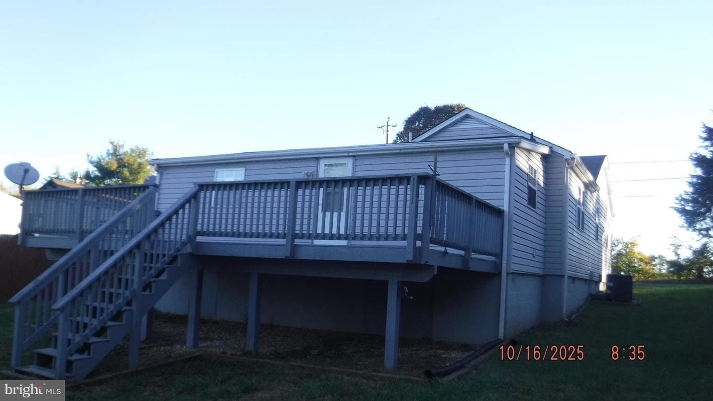 234 Landon Lane photo 2