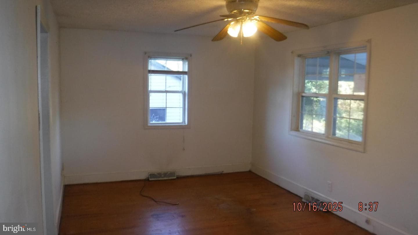 234 Landon Lane photo 3