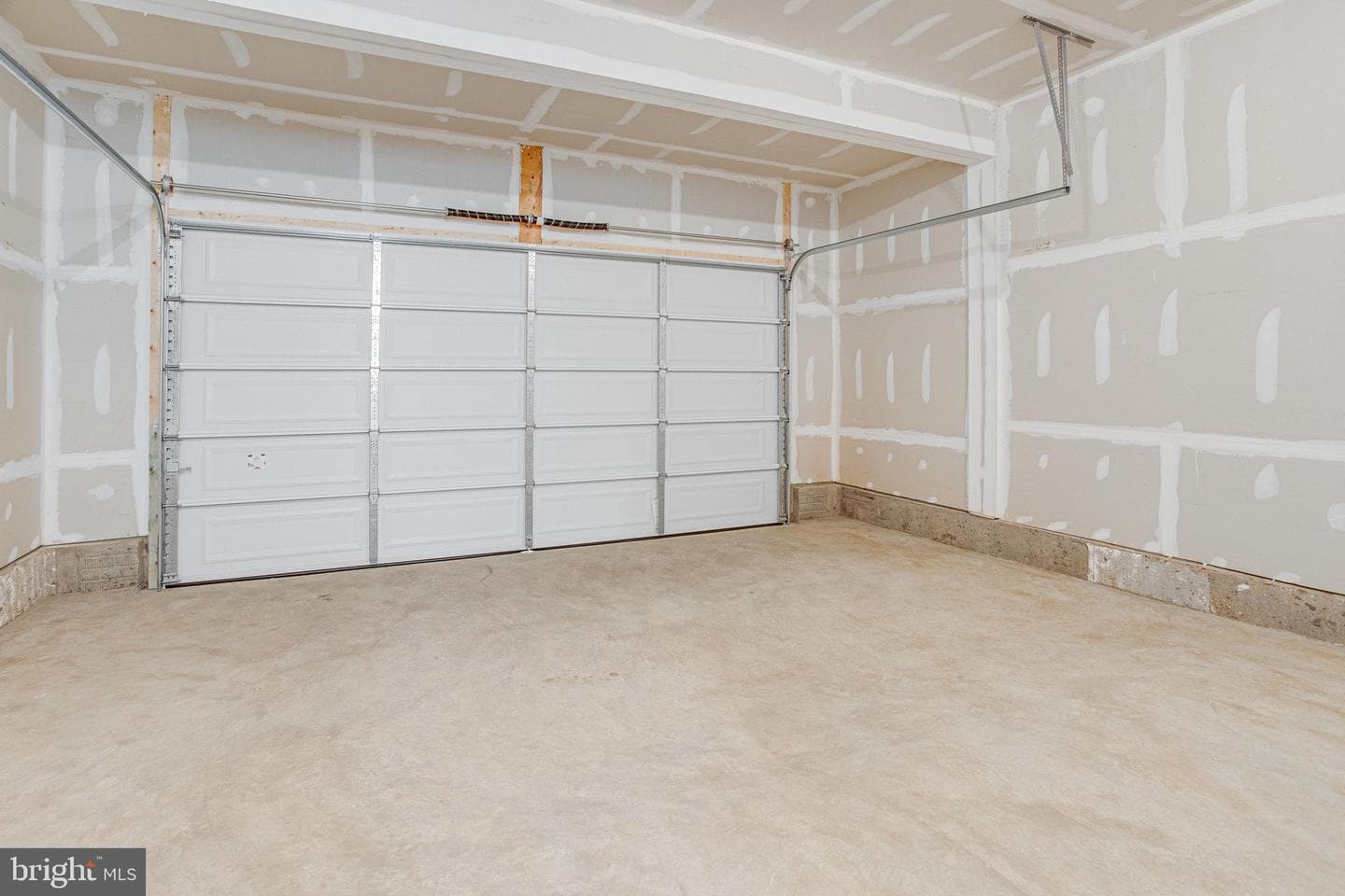2808 White Tail Drive photo 21