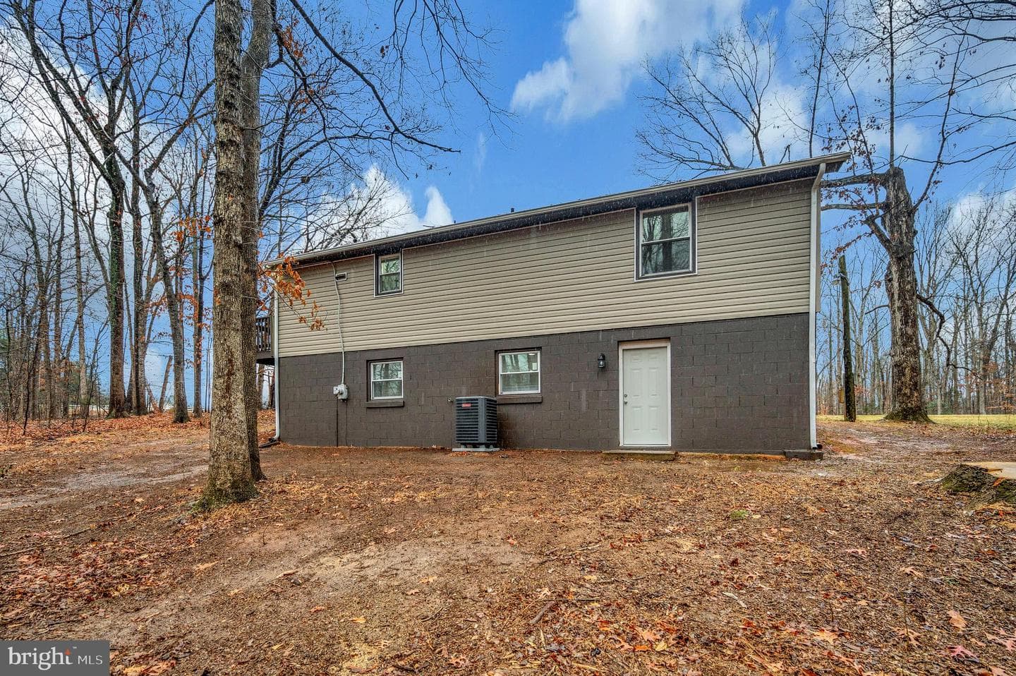 12687 Cox Mill Road photo 8