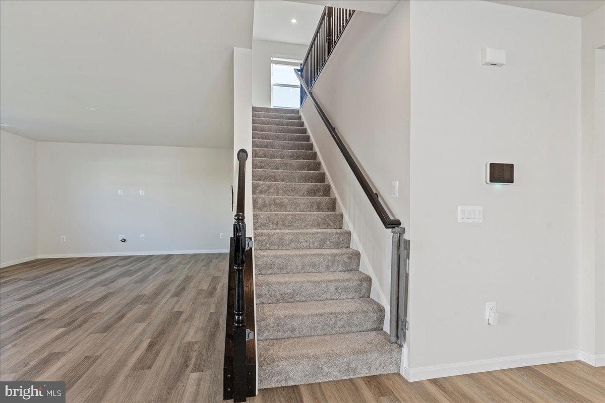407 Meadows Drive photo 22