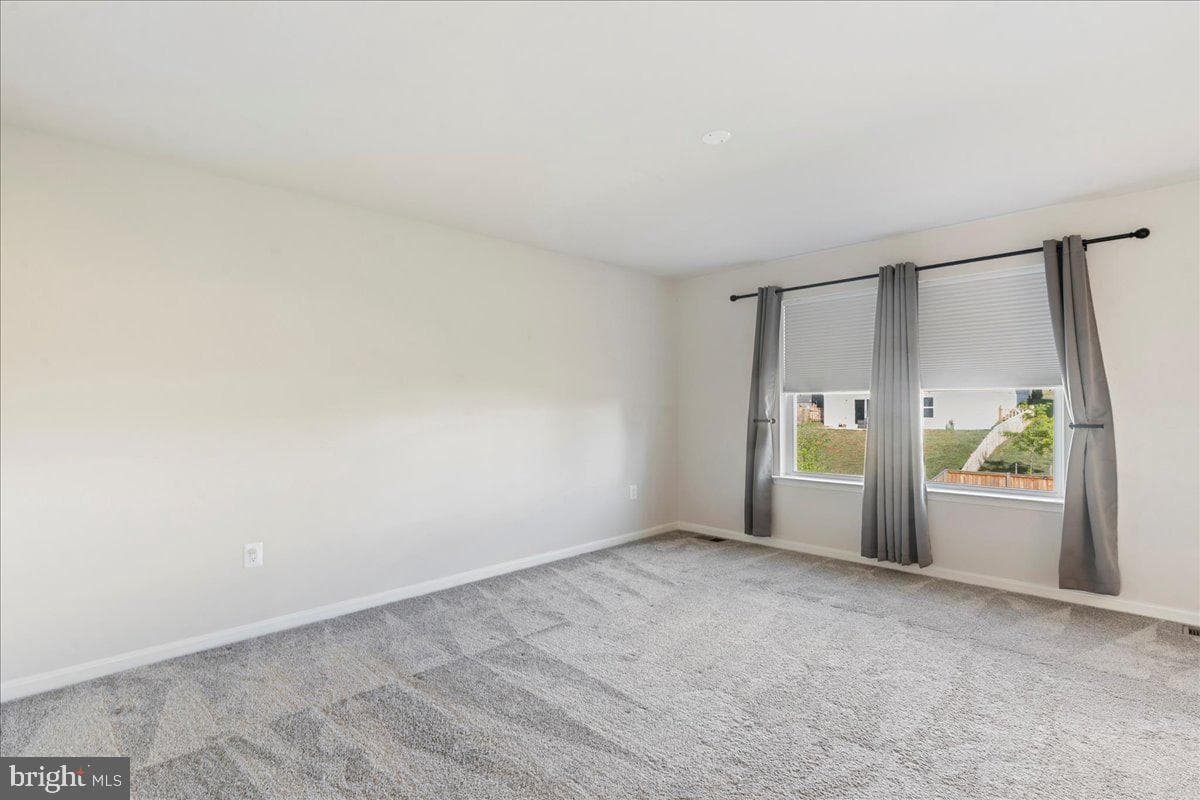 407 Meadows Drive photo 29