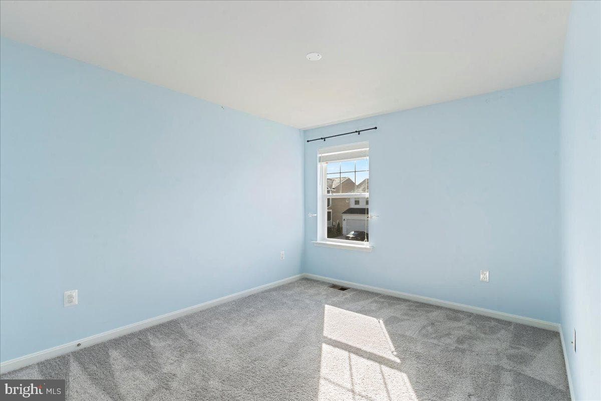 407 Meadows Drive photo 36