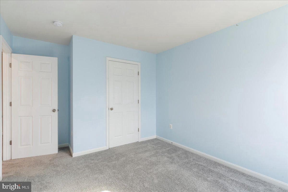 407 Meadows Drive photo 37