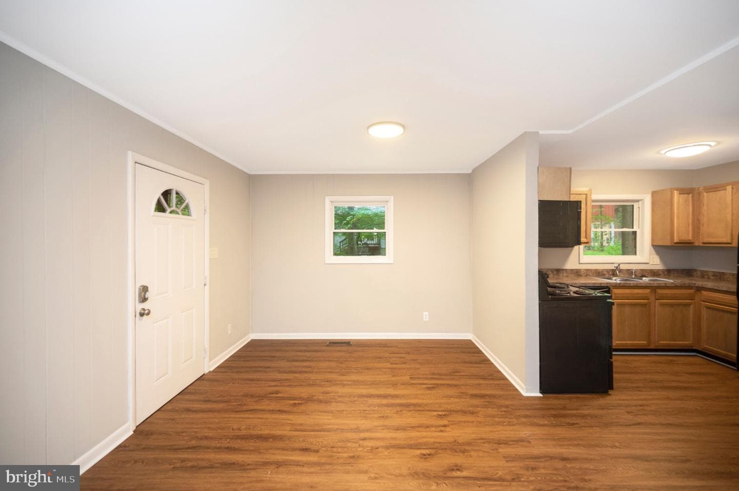 206 Stratford Circle photo 7