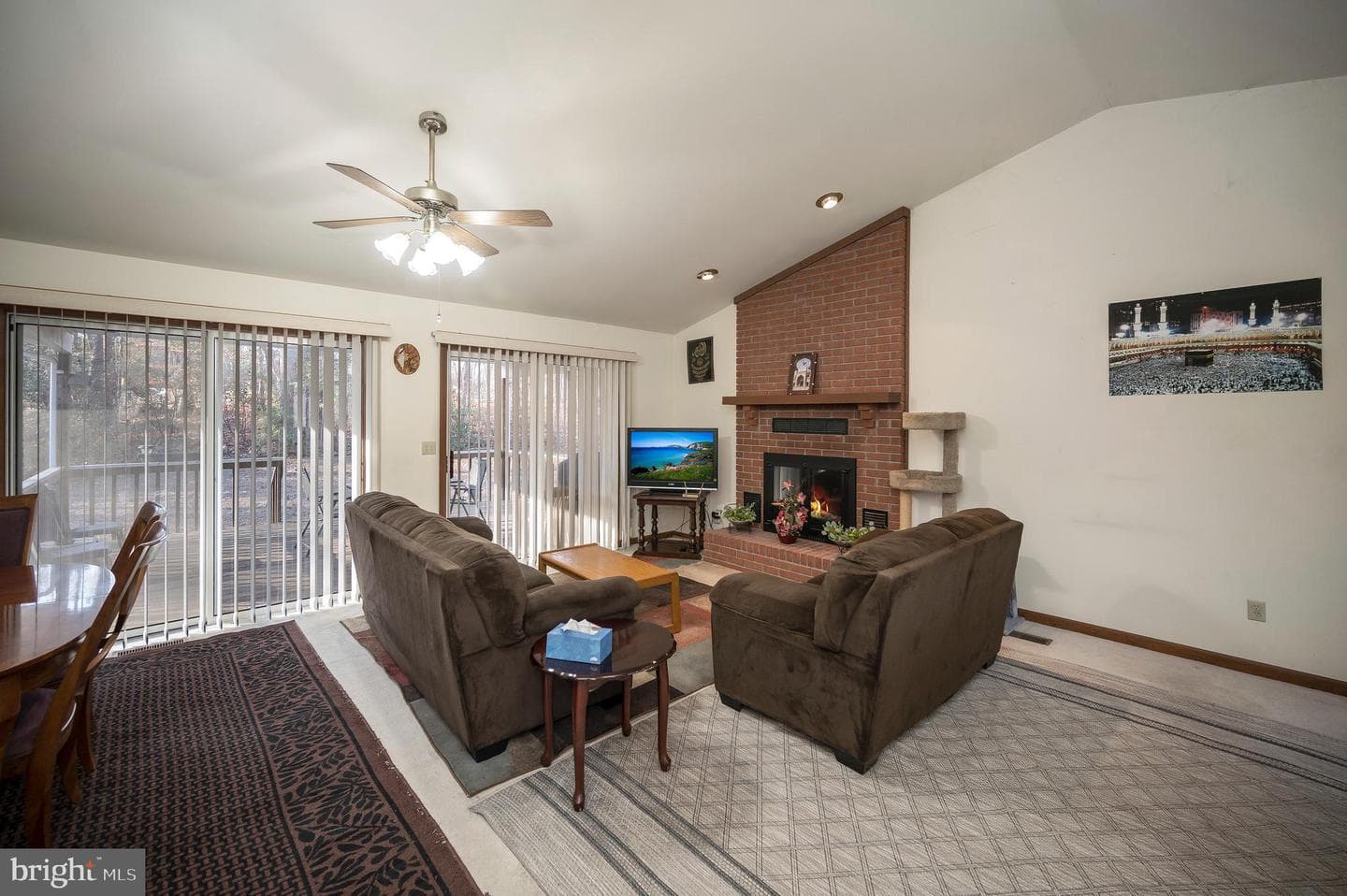 111 Birchside Circle photo 3