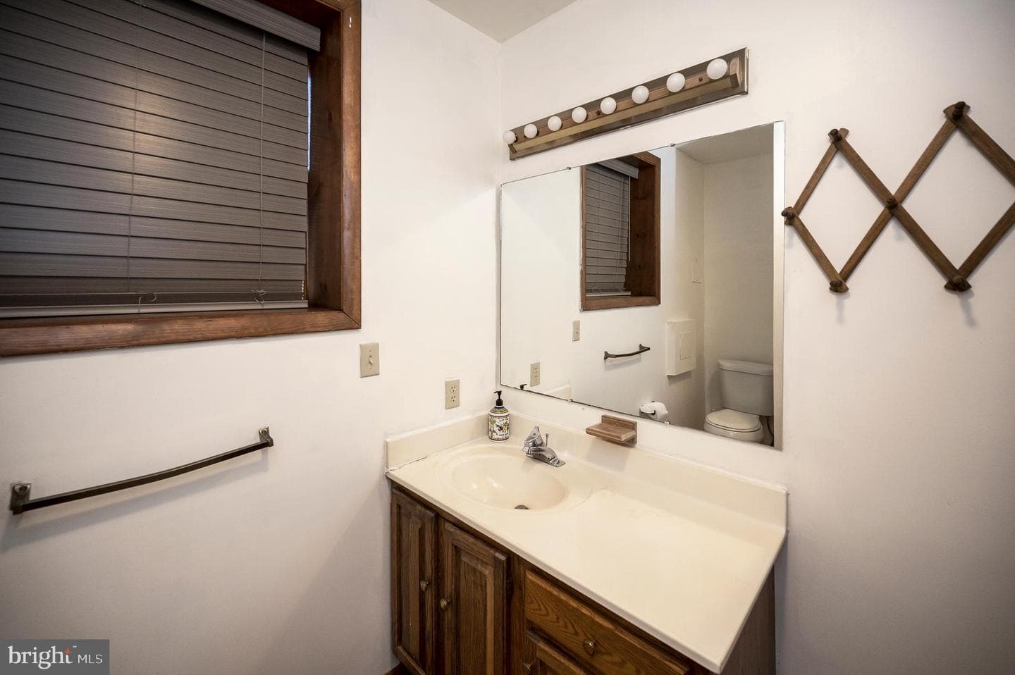 111 Birchside Circle photo 31