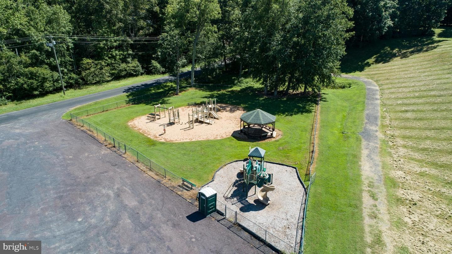 222 Battlefield Road photo 48