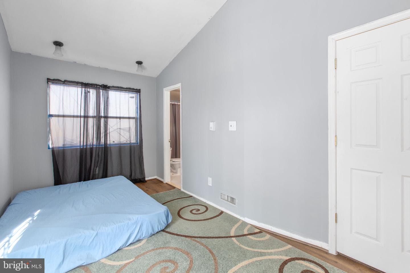 104 Monticello Circle photo 15