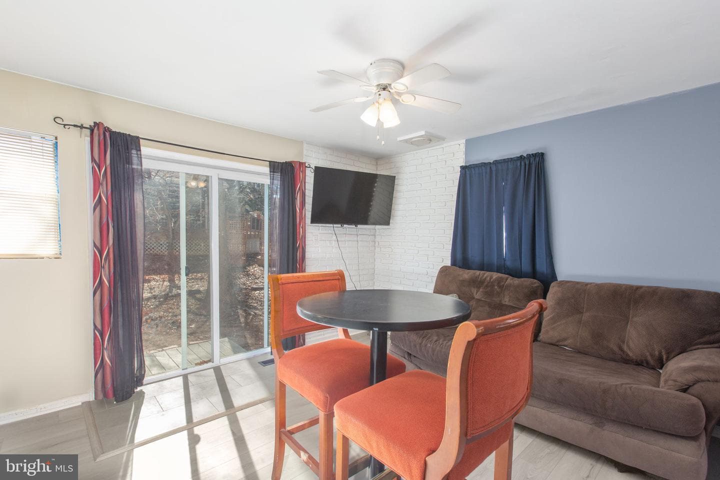 104 Monticello Circle photo 4