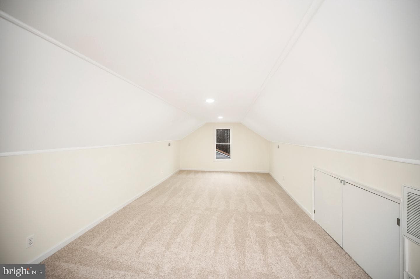223 Spotswood Road photo 38