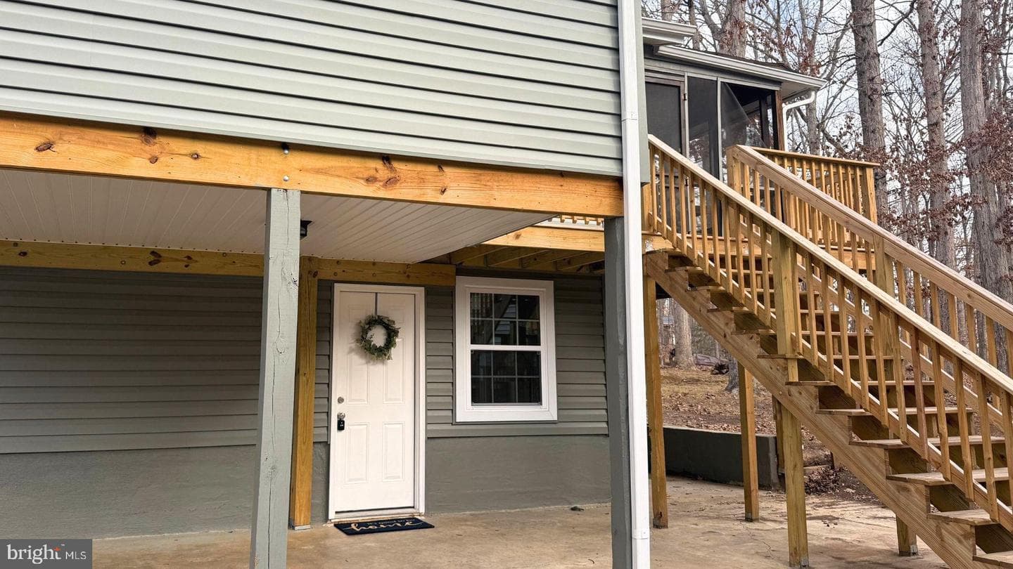 305 Green Street photo 6