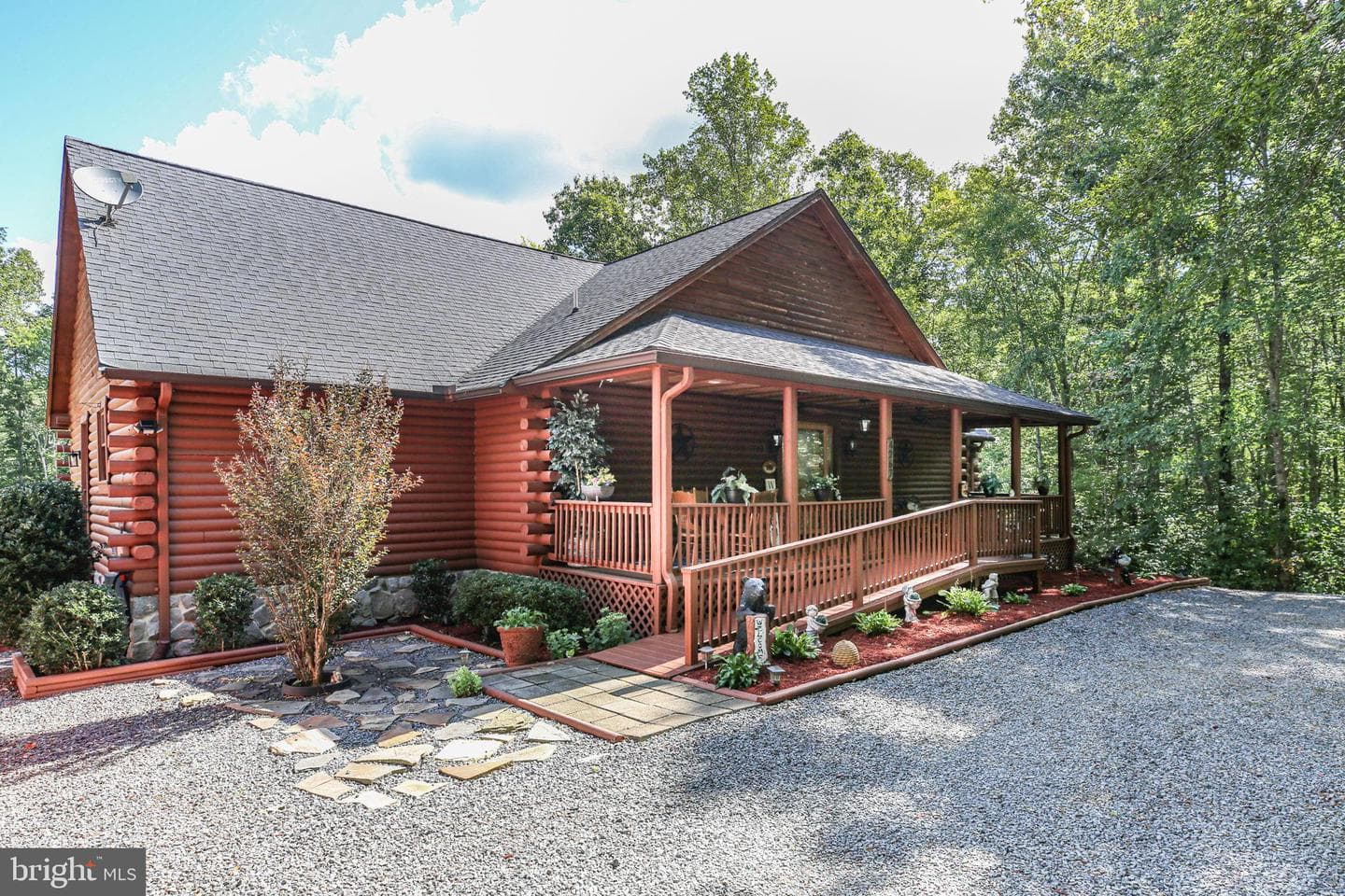 4267 Trail Of Faith Court photo 4