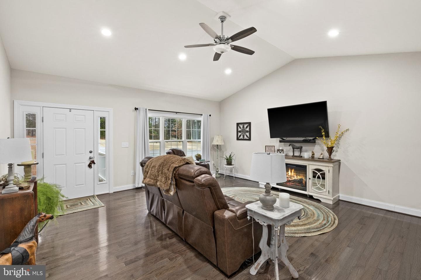 11026 Tower Road photo 10