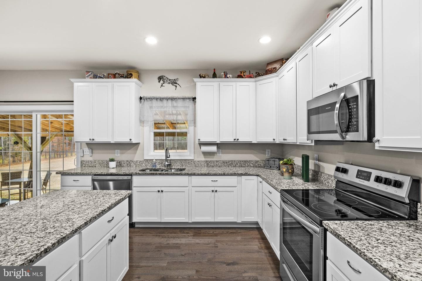 11026 Tower Road photo 16