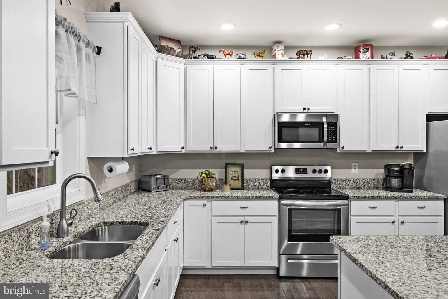 11026 Tower Road photo 19