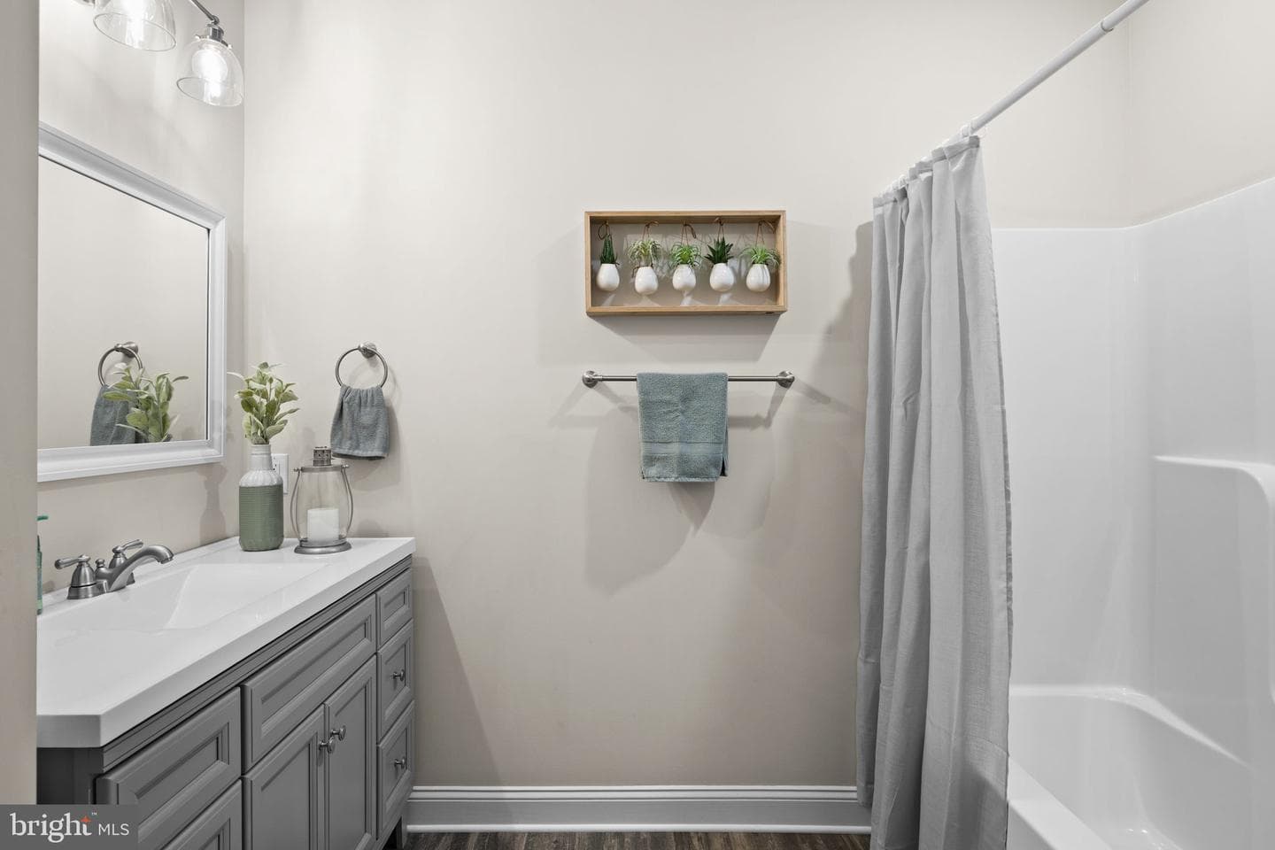 11026 Tower Road photo 22