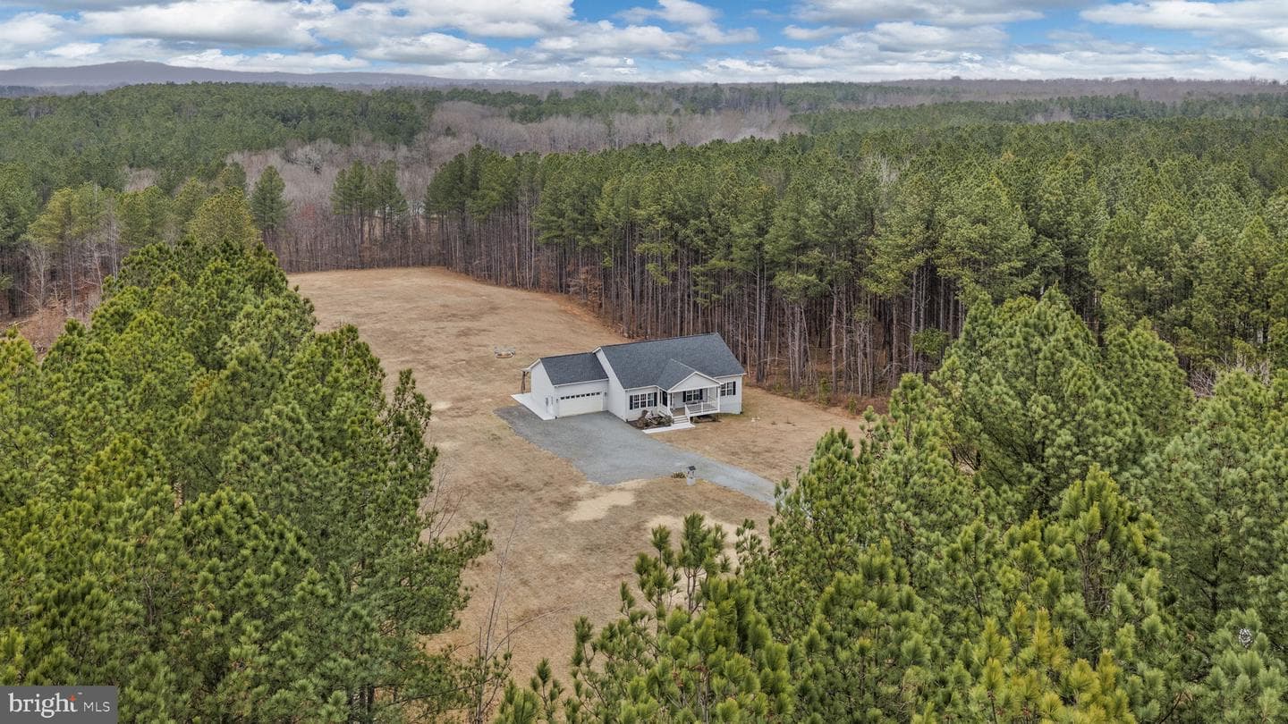 11026 Tower Road photo 56