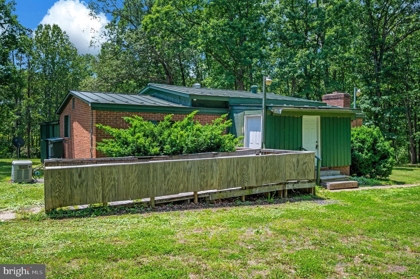 33080 Jackson Loop photo 2