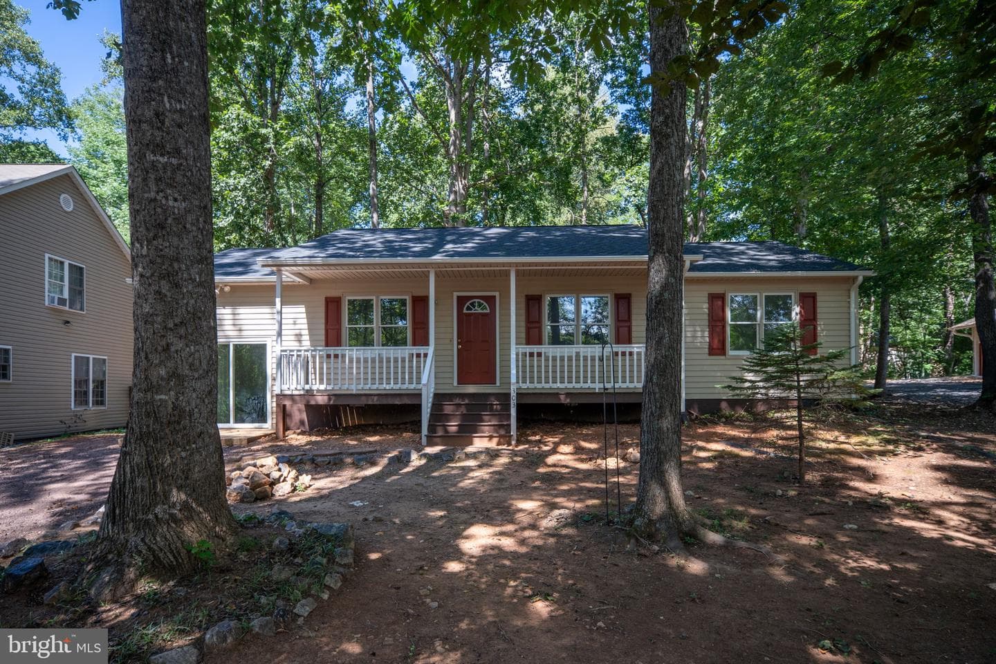 303 Mt Pleasant Drive photo 1